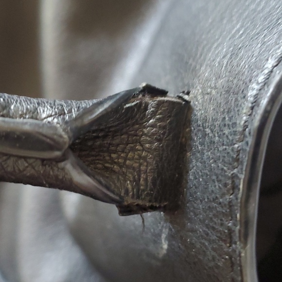 Tory Burch laptop top purse - Picture 6 of 7